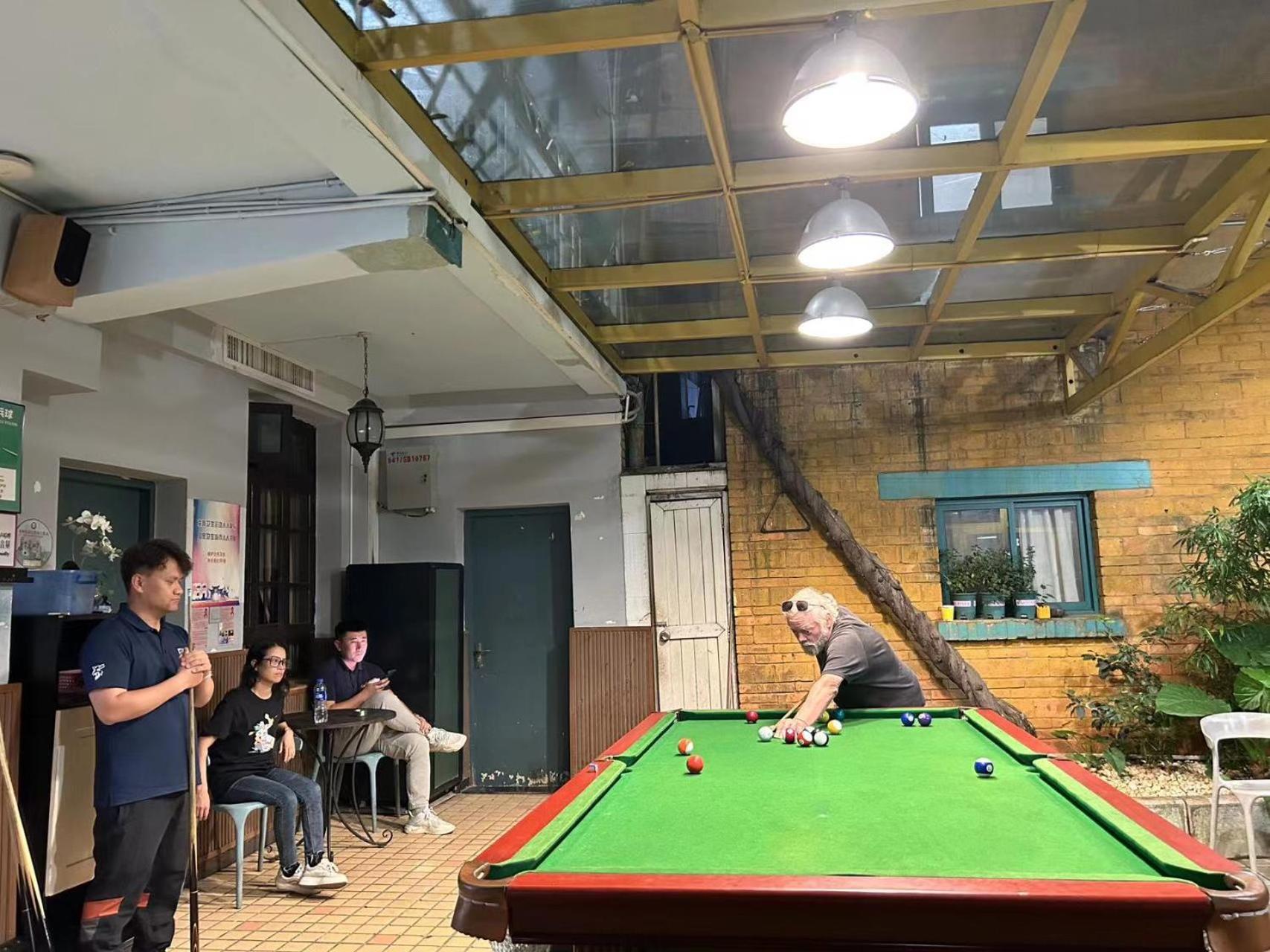 The Cloudland International Youth Hostel Close To The City Center,10 Min Walks To The Subway, Close To The Night Market, Old Street, Green Lake, English-Speaking Service, Free Activity Convenient Payment And Visa Cards Are Accepted Kunming Zewnętrze zdjęcie