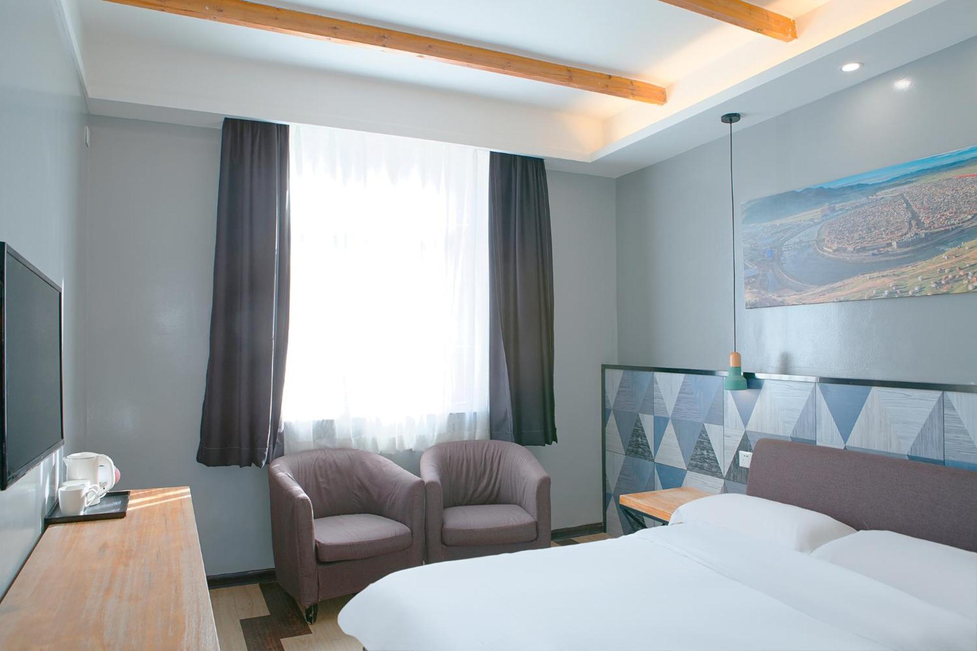 The Cloudland International Youth Hostel Close To The City Center,10 Min Walks To The Subway, Close To The Night Market, Old Street, Green Lake, English-Speaking Service, Free Activity Convenient Payment And Visa Cards Are Accepted Kunming Zewnętrze zdjęcie