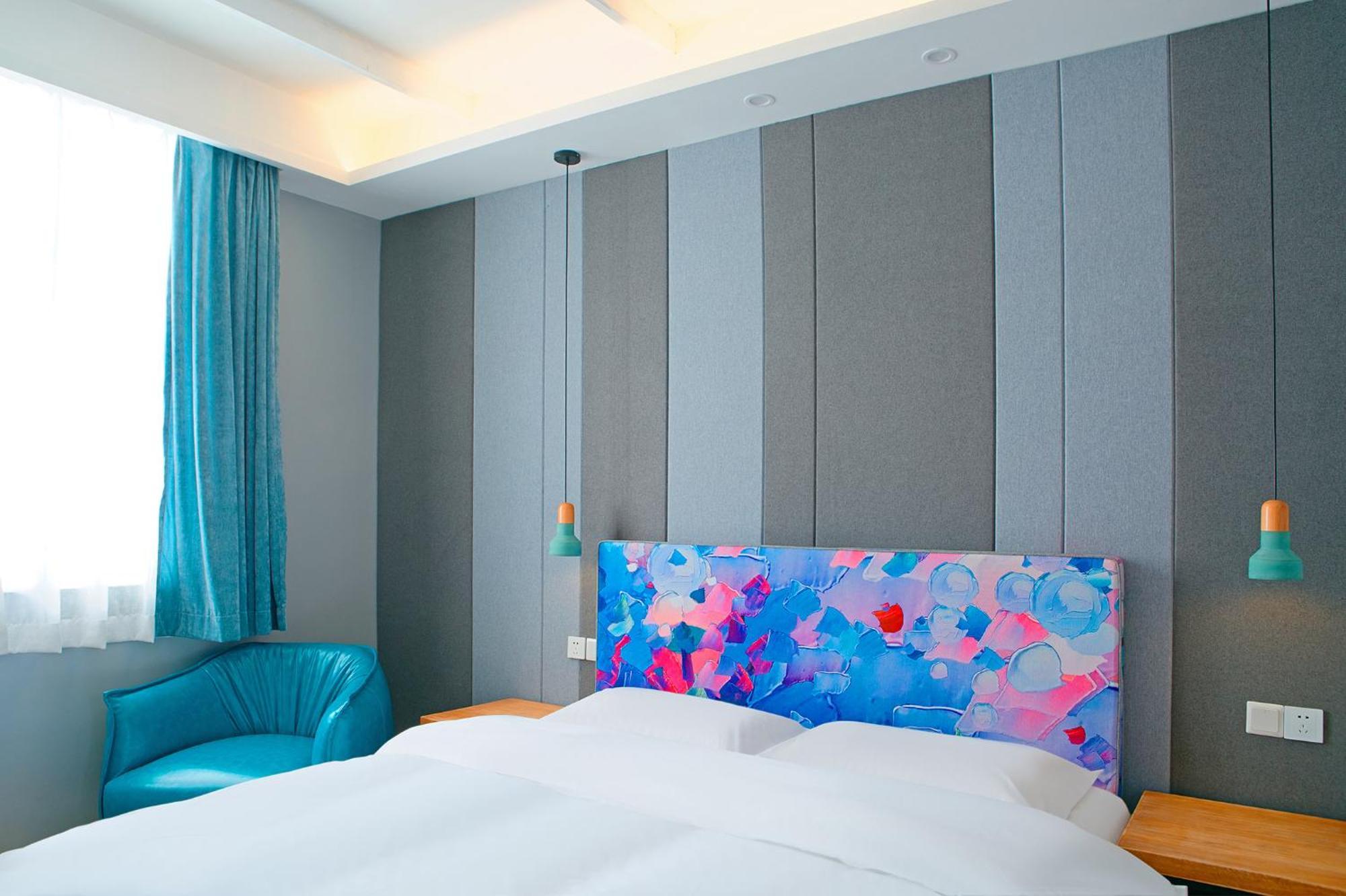 The Cloudland International Youth Hostel Close To The City Center,10 Min Walks To The Subway, Close To The Night Market, Old Street, Green Lake, English-Speaking Service, Free Activity Convenient Payment And Visa Cards Are Accepted Kunming Zewnętrze zdjęcie