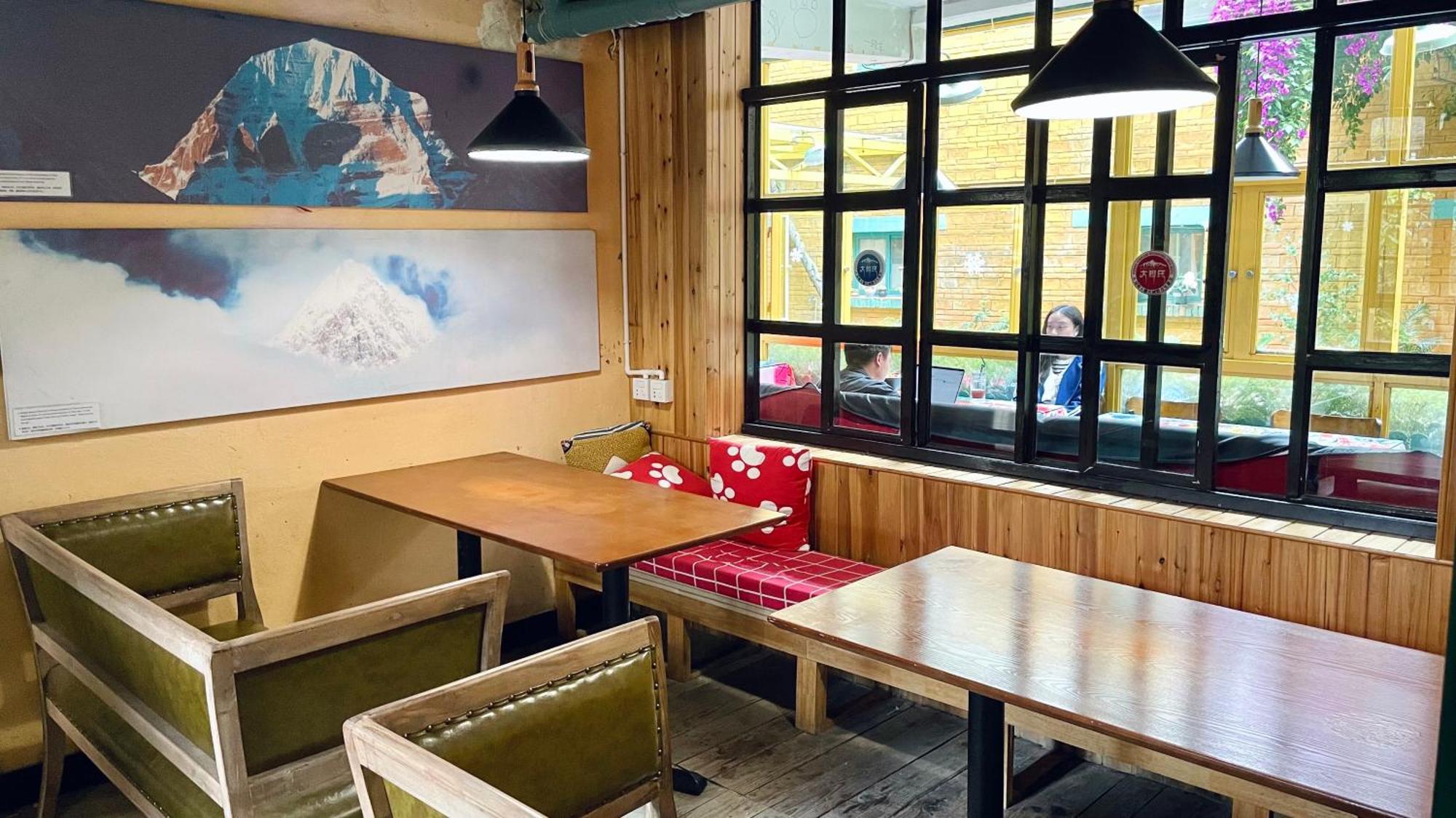 The Cloudland International Youth Hostel Close To The City Center,10 Min Walks To The Subway, Close To The Night Market, Old Street, Green Lake, English-Speaking Service, Free Activity Convenient Payment And Visa Cards Are Accepted Kunming Zewnętrze zdjęcie